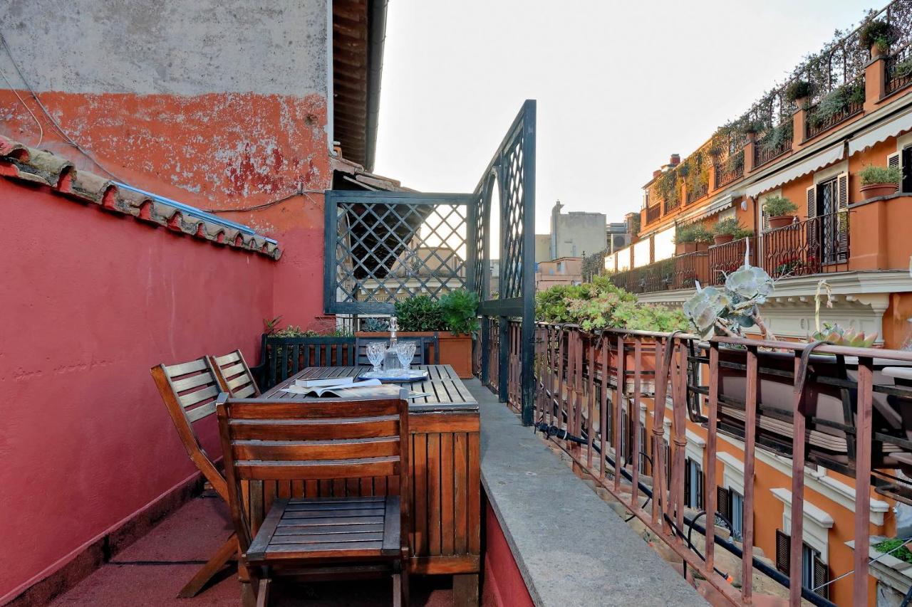 Two Private Terraces - Casa Tappero Merlo Apartment โรม ภายนอก รูปภาพ