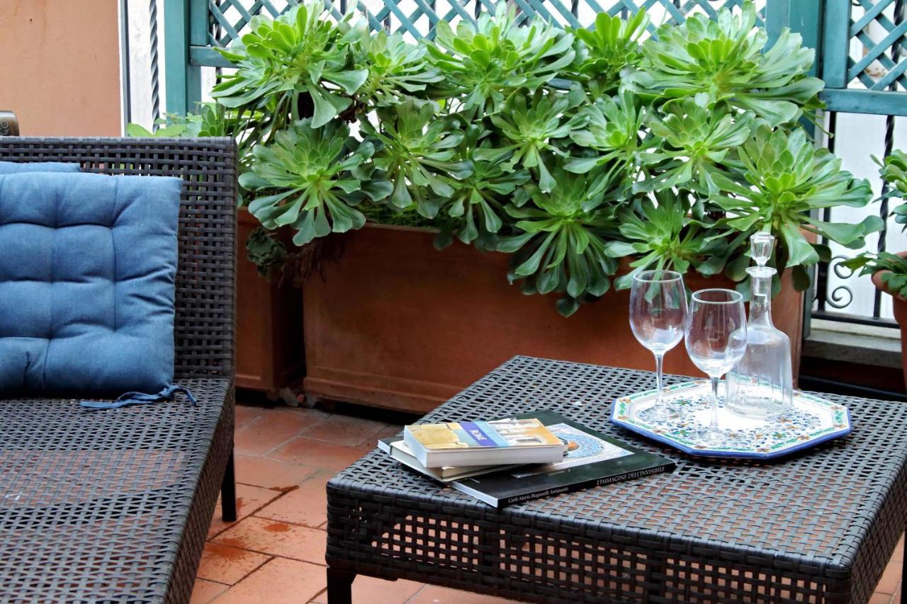 Two Private Terraces - Casa Tappero Merlo Apartment โรม ภายนอก รูปภาพ